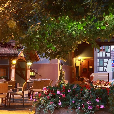 ホテル Restaurant Pere Benoit