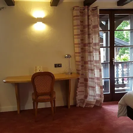 ホテル Restaurant Pere Benoit