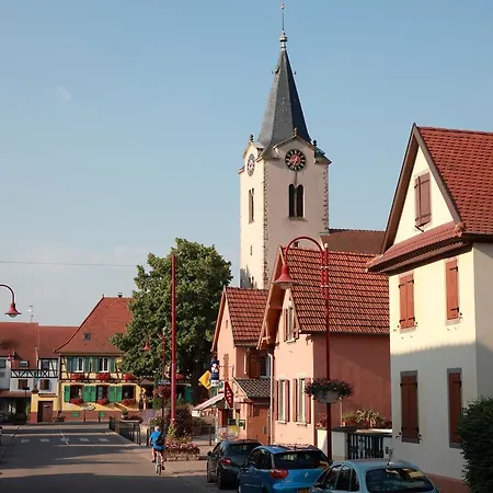 ホテル Restaurant Pere Benoit 3*